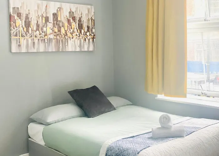 Beautiful Flat Near To Tower Bridge